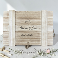 Erinnerungskiste mit Namen und Datum "Hochzeit"