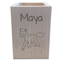 Stiftebox aus Holz mit Name und Motiv "Kinder"
