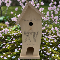 Vogelhaus mit Namen "Hochzeit" Wäscheleine
