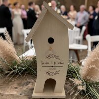 Vogelhaus mit Namen "Hochzeit" Zweige