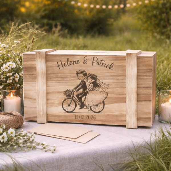 Holztruhe mit Namen und Datum "Hochzeitspost" Variante 7