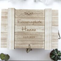 Erinnerungskiste mit Namen und Datum