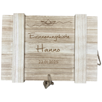 Erinnerungskiste mit Namen und Datum